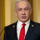 Une conversation privée diffusée à son insu pousse le porte-parole du Premier ministre israélien à la démission