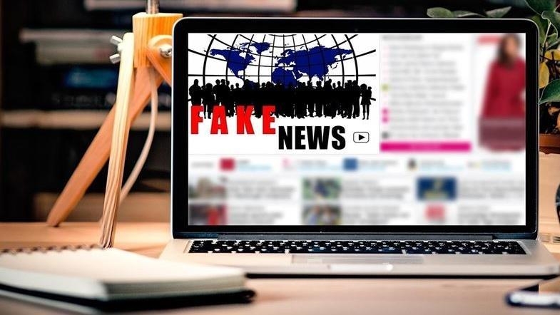 la citation falsifiée d’un maire sur LCI pousse SOS Racisme à saisir officiellement l’ARCOM