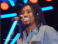 la promesse nocturne de Wally Seck à la ville hôte du grand concert