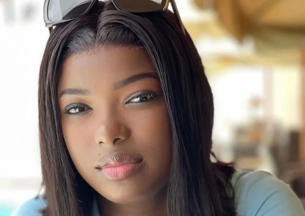 Poursuivie pour vol, une actrice de la série « Bété Bété » enchaîne un second retour de parquet