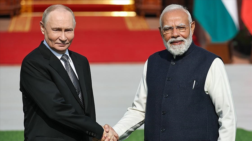 l’Inde débloque 25 milliards de dollars pour un arsenal incluant un équipement russe ciblé par Washington.