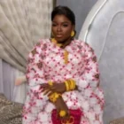 L’influenceuse Maman Vulgaire attire tous les regards avec cette pièce traditionnelle revisitée