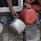 le PAM révèle la conséquence mondiale de ces 70 000 tonnes de nourriture bloquées dans les ports