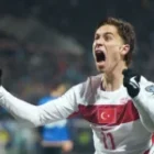 la Türkiye signe son retour après 24 ans, la Suède arrache sa place à deux minutes du terme