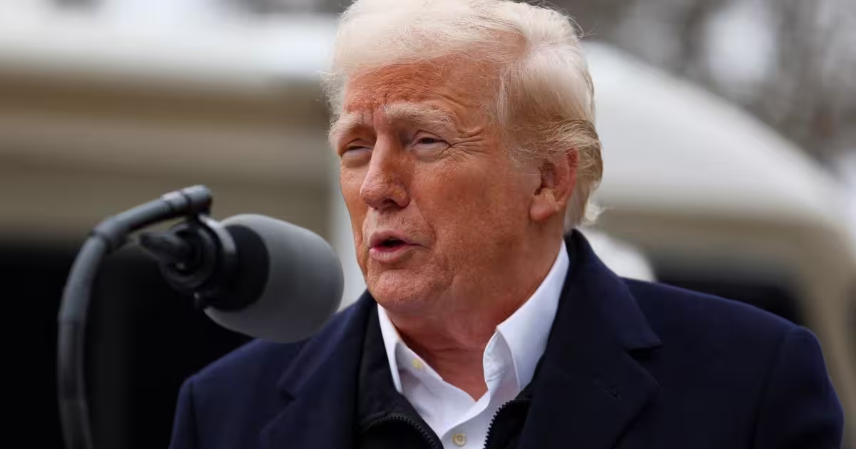 Une ancienne mineure accuse Donald Trump dans des documents du FBI publiés par la Justice