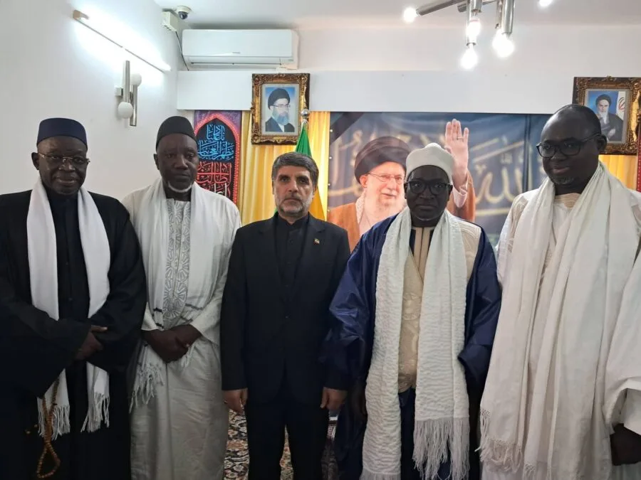 le Khalife général des mourides envoie une délégation à l’ambassade à Dakar