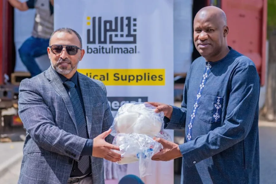 DON DE MATÉRIEL MÉDICAL – Le ministère de la Santé reçoit des équipements d’une valeur de 400 millions FCFA