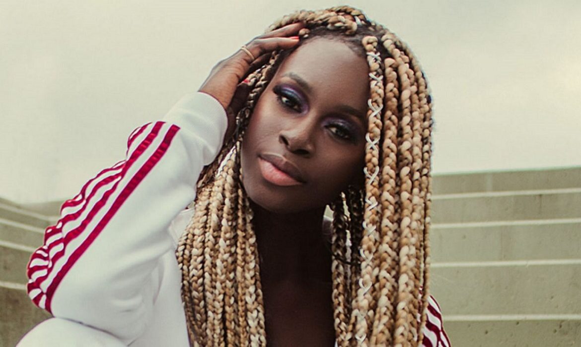 Diarra Sylla montre son entrejambe au monde entier (photos)