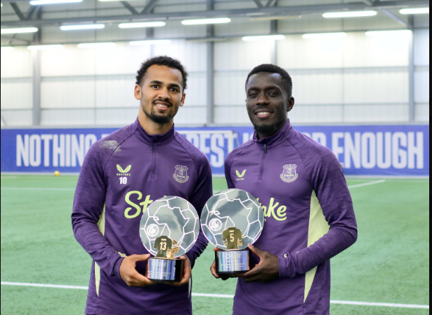 Iliman Ndiaye et Idrissa Gana Gueye récompensés par la PFA (Photos)