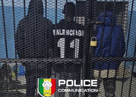 trois individus interpellés après une agression violente à l’arme blanche