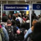 Trump envoie ICE dans les aéroports