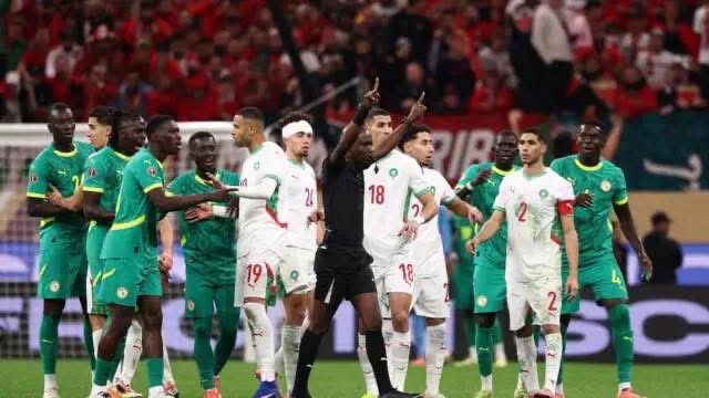 Les nouveaux maillots du Sénégal font déjà polémique (photo)