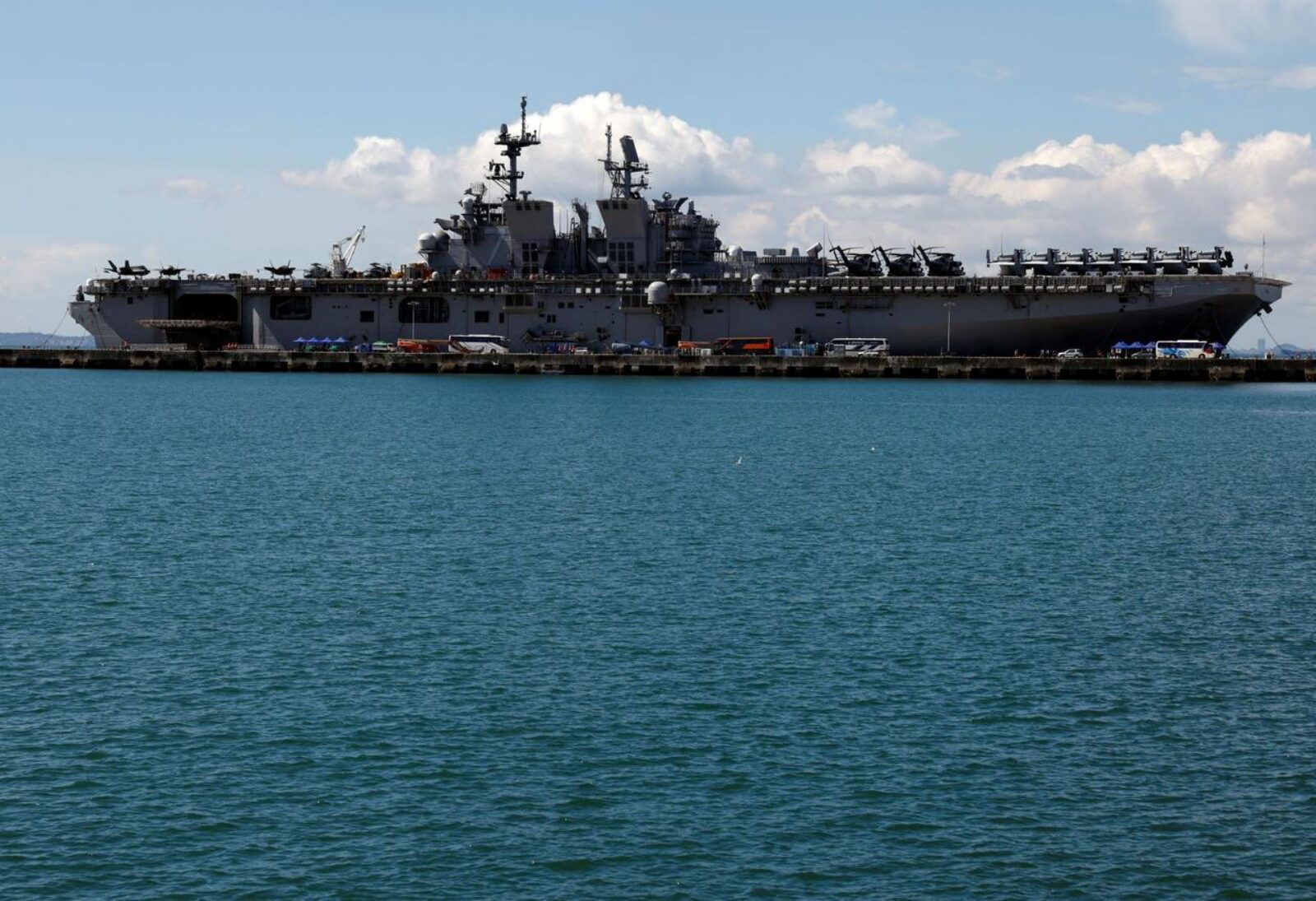 plus de 2 000 marines américains déployés en urgence