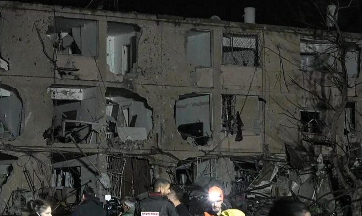 plus de 100 blessés, Netanyahu évoque une “soirée très difficile”