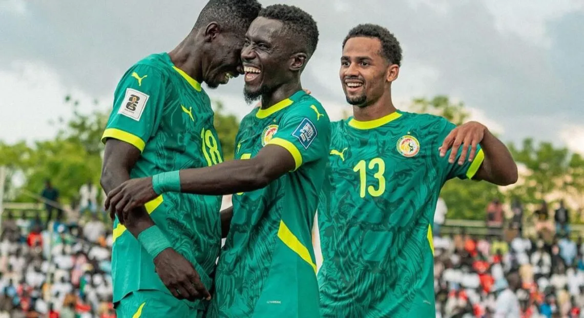Les Lions du Sénégal assurent l’essentiel et s’imposent face à la Gambie