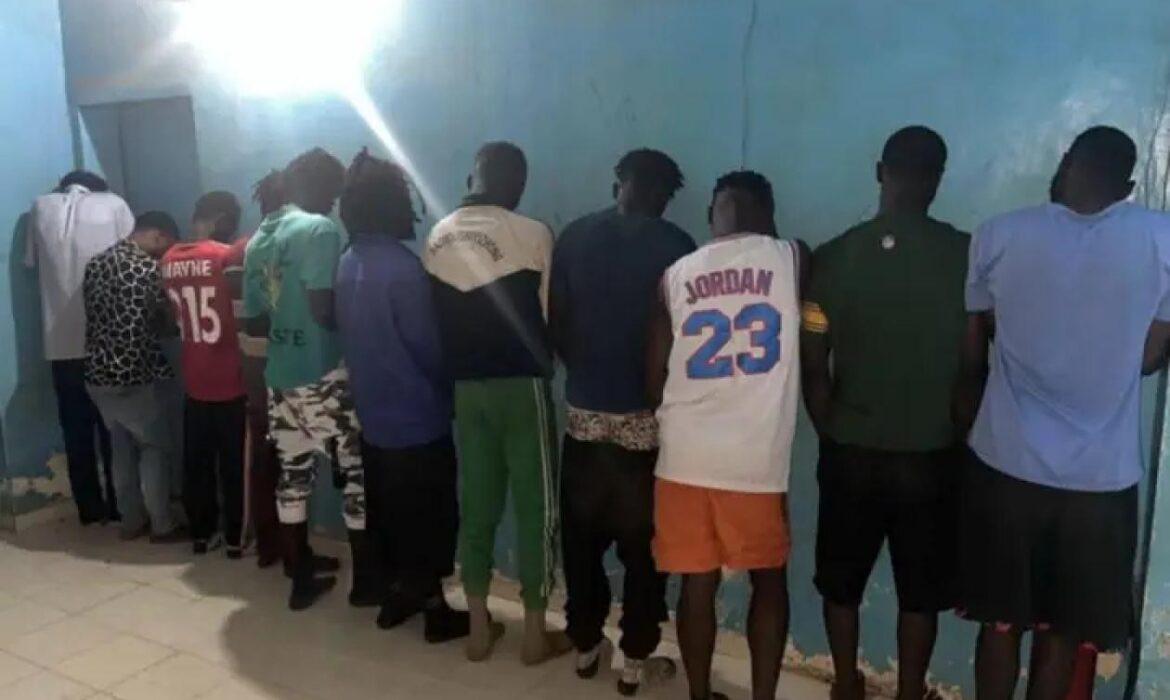 « Il l&rsquo;a fait et a cédé la place à son petit frère»