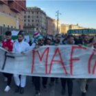 Des supporters algériens fustigent la CAF avant le match contre le Guatemala