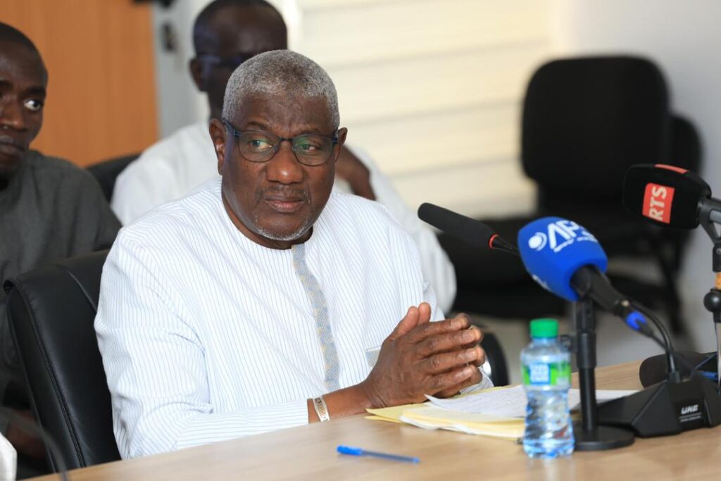 Un plan d’action annoncé le 12 mars, la menace d’une grève générale plane