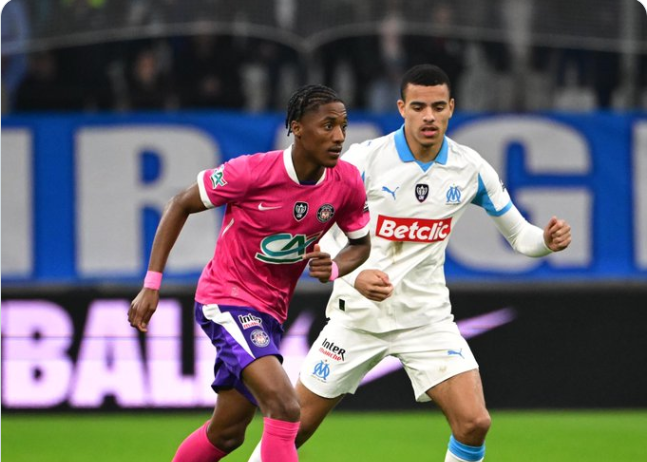 L’UNFP dénonce les attaques racistes visant Pape Demba Diop