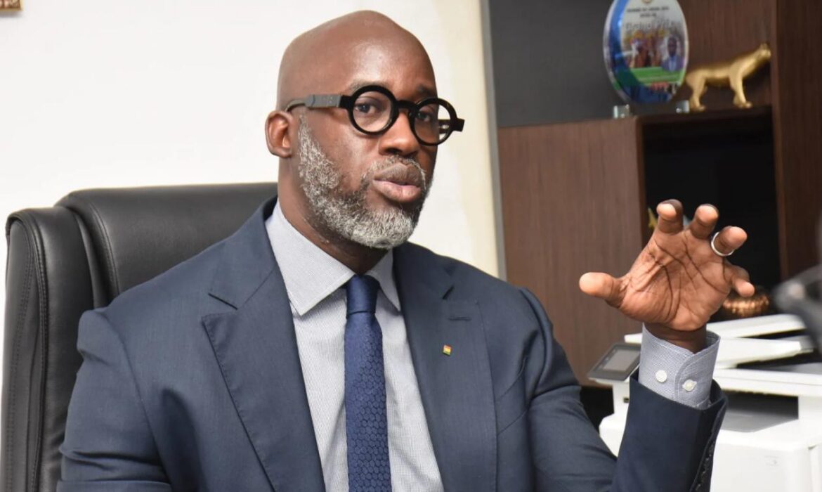 Fadilou Keita révèle comment 20 milliards ont été « perdus » avec la Tour des Mamelles