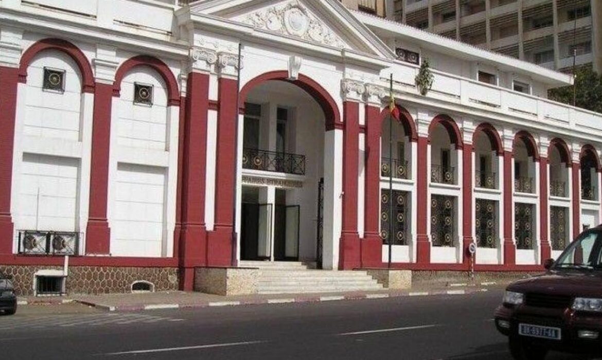 Du Nouveau sur le scandale au ministère des Affaires étrangères