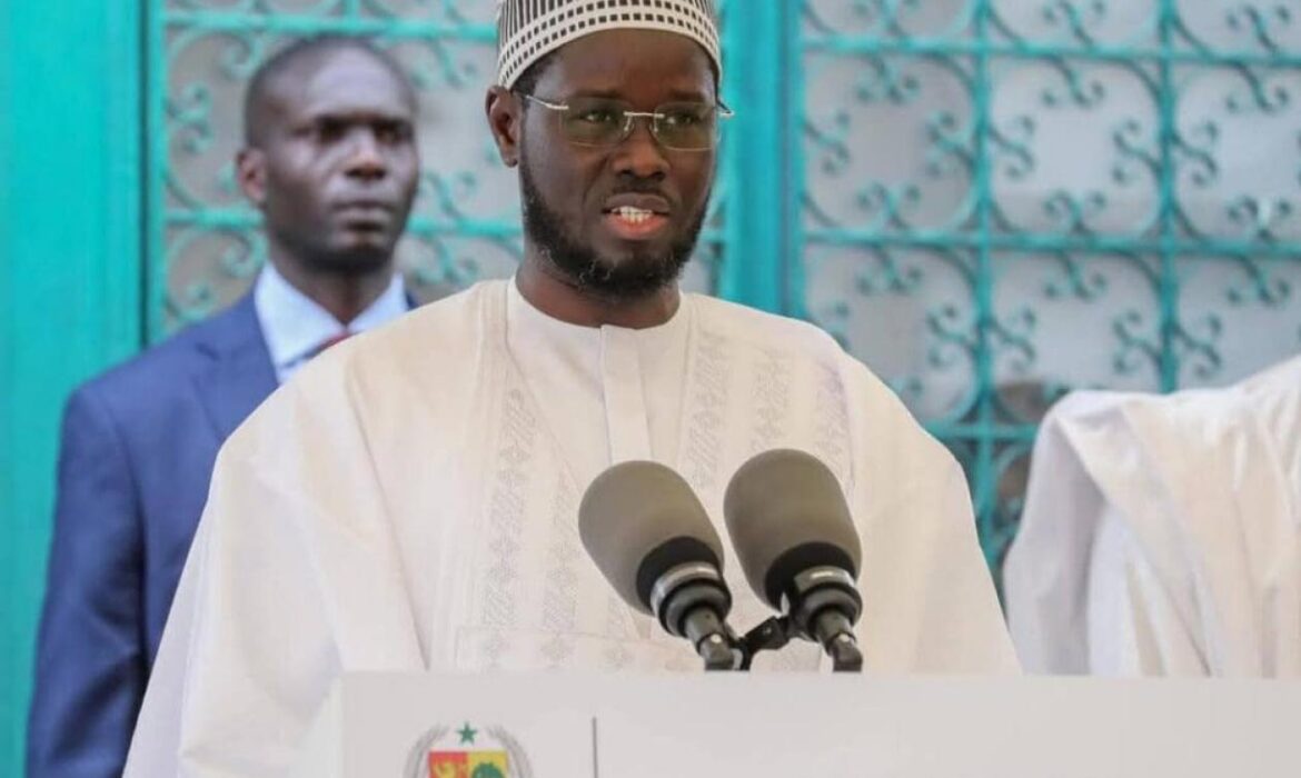 les directives de Diomaye Faye pour sécuriser les lieux de prière et la circulation routière