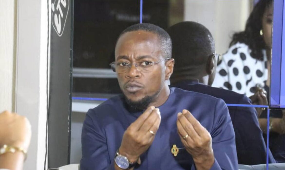 Abdou Mbow interpelle Ousmane Sonko sur la « vraie dette cachée » de 432 milliards