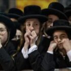 Mathilde Panot dénonce un « odieux chantage » pour imposer l’examen anticipé de la loi Yadan