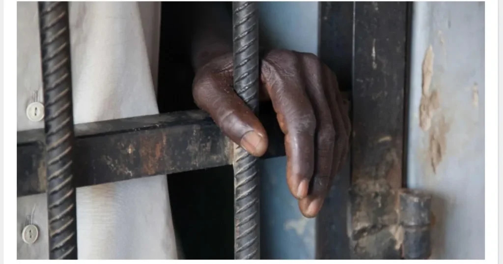 un mariage récent au cœur de la défense d’un prévenu jugé pour chantage intime envers son ex