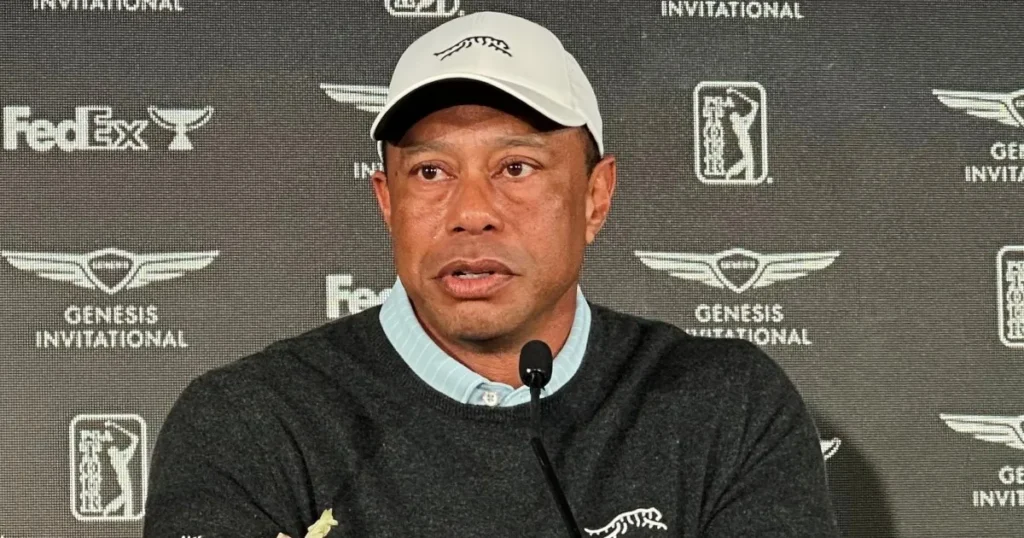 Inculpé en Floride, Tiger Woods renonce à ses futures fonctions et obtient l’autorisation de quitter les États-Unis.