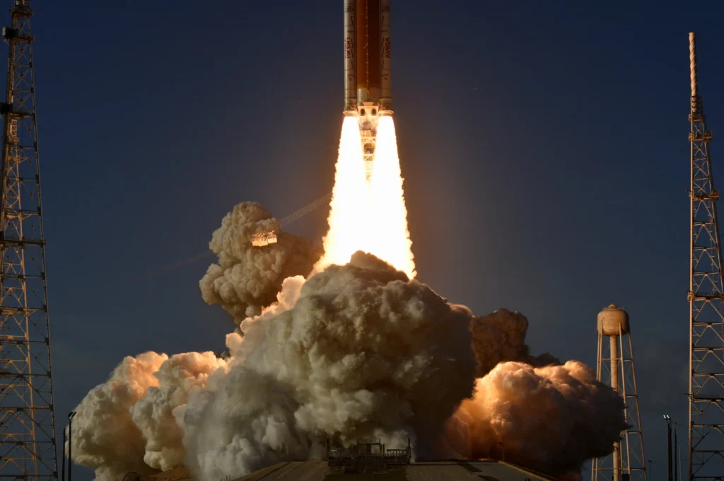 la NASA réussit le décollage d’Artemis II après une ultime intervention technique sur le pas de tir