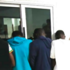 Intercepté à l’AIBD, un médecin sous le coup d’une interdiction de sortie commet un acte extrême