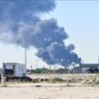 le site stratégique frappé par des drones ravive les craintes d’une crise dans le Golfe