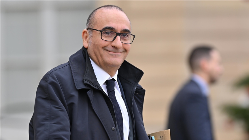 un géant de la finance placé sous protection policière après de nouvelles menaces