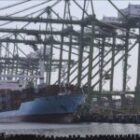 L’alerte d’un capitaine de navire aux Émirats arabes unis mobilise les autorités après des impacts inexpliqués