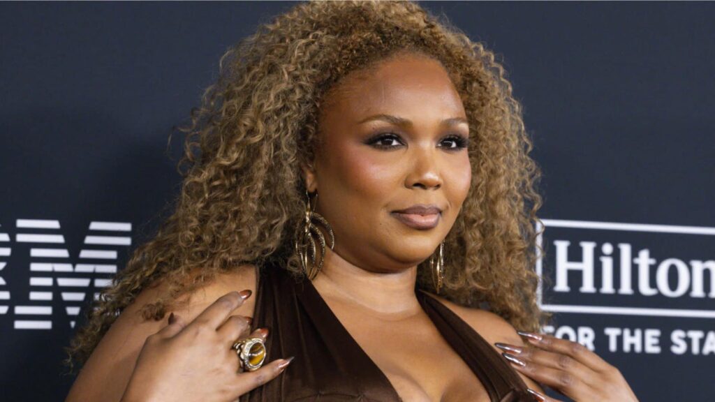 le défi professionnel que la chanteuse Lizzo s’était fixé avant de perdre sa virginité à 30 ans