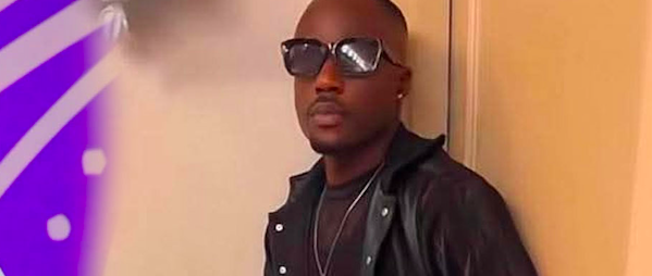 l’affaire des actes contre nature s’accélère avec l’incarcération d’un styliste et d’un musicien