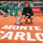 le vainqueur de la finale égale un record de Djokovic et arrache la place de numéro un