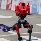 Record du monde du semi-marathon battu par un robot, le chrono à Pékin