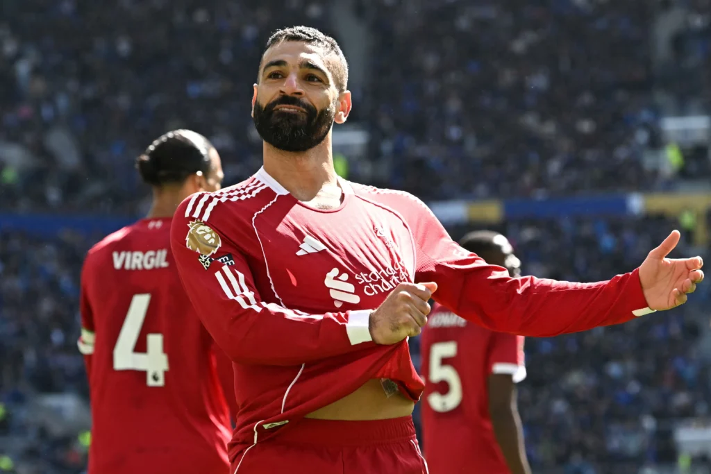 Mohamed Salah fait plier Everton, le nombre de buts en derby qui lui permet d’égaler le record de Steven Gerrard