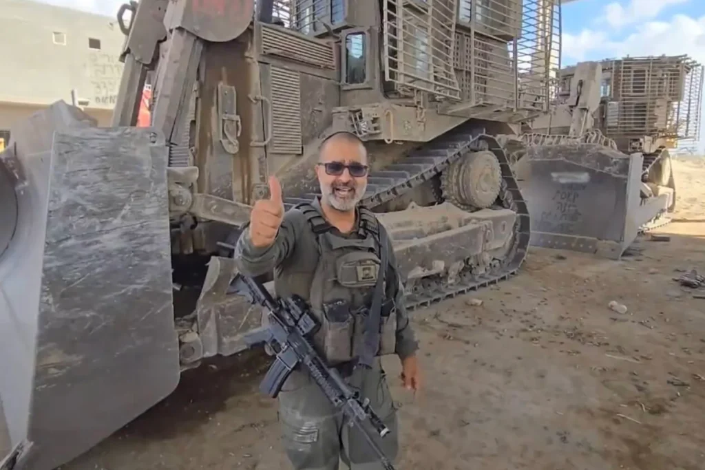 Avraham Zarbiv honoré par Israël malgré les poursuites réclamées à la CPI