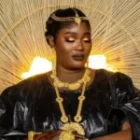 Fin d’arrestation pour Mame Walo bien que les conditions exactes de son élargissement restent tues