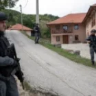 Les peines de prison prononcées au Kosovo contre trois séparatistes serbes pour l’attaque de Banjska