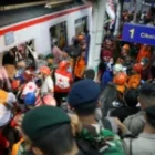 la cause avancée après la collision de trains près de Jakarta