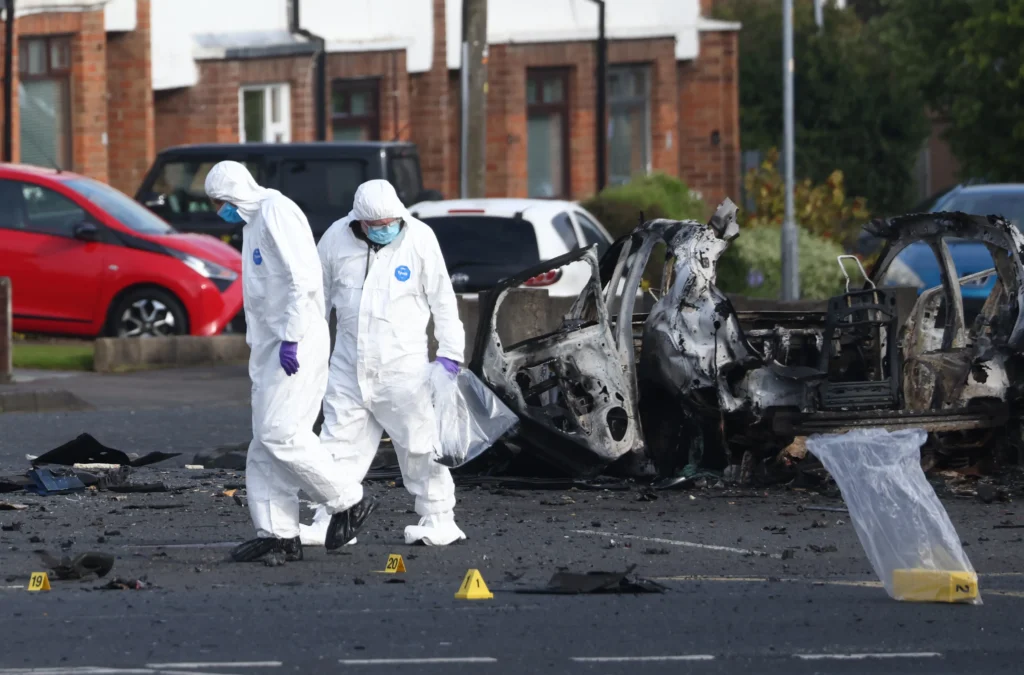 l’âge de l’homme arrêté après l’attentat revendiqué à Belfast