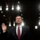 James Comey de nouveau inculpé pour le message publié avec ces coquillages