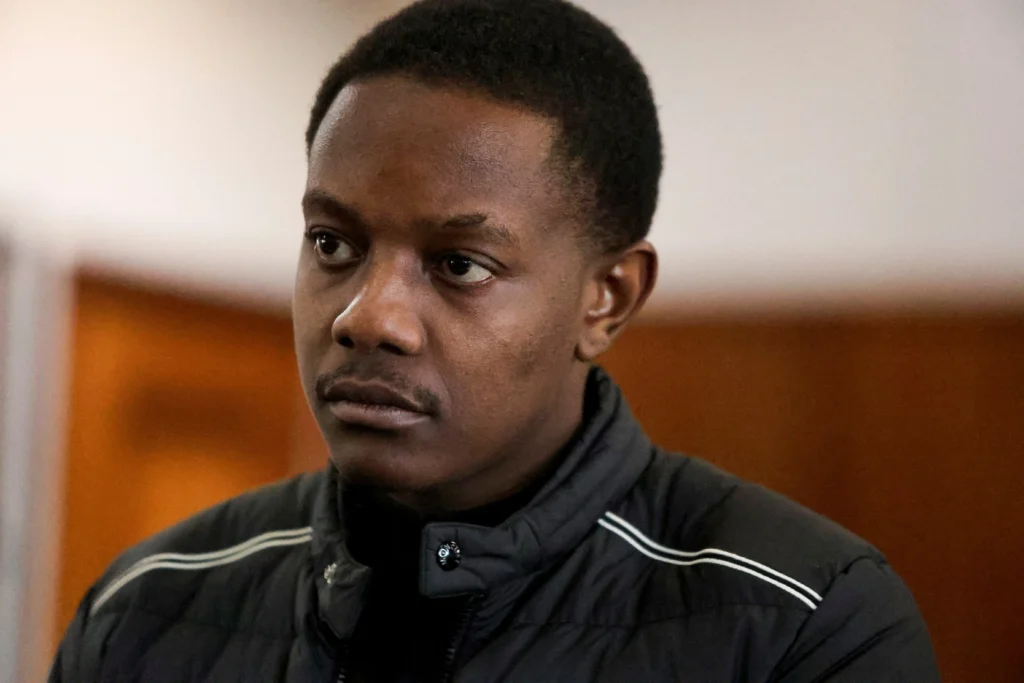 le fils de Robert Mugabe expulsé et l’amende fixée par le tribunal