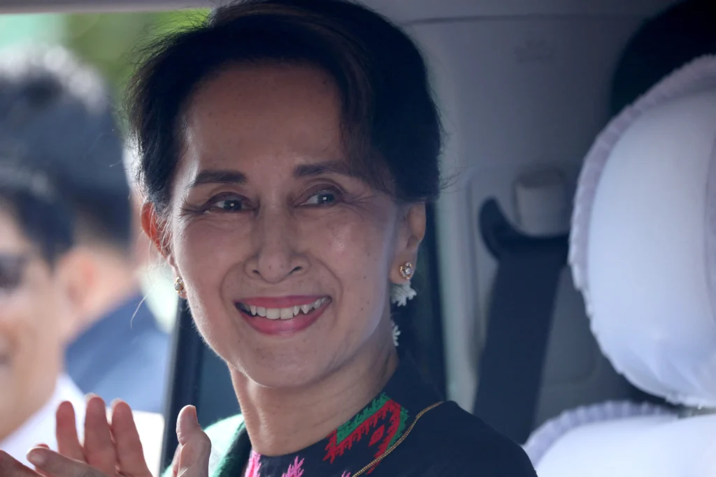 la peine restante d’Aung San Suu Kyi après son transfert en résidence surveillée