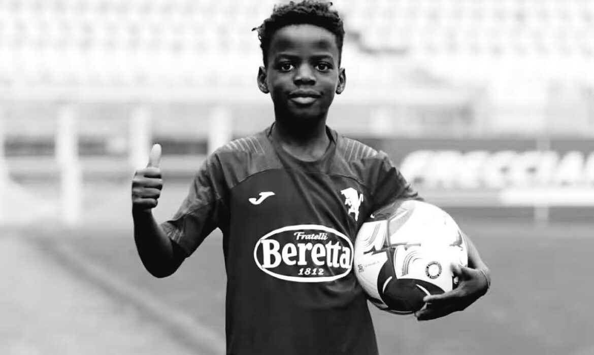 Un jeune joueur de Torino FC de 8 ans meurt dans un accident de moto
