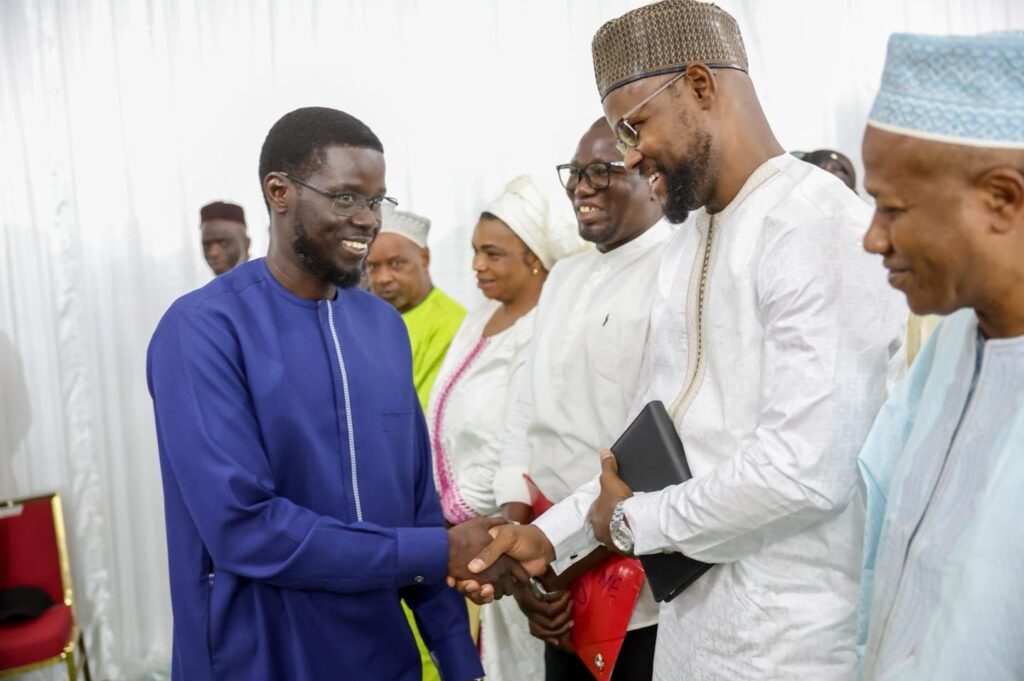 Bassirou Diomaye Faye échange avec les acteurs économiques pour impulser le développement régional